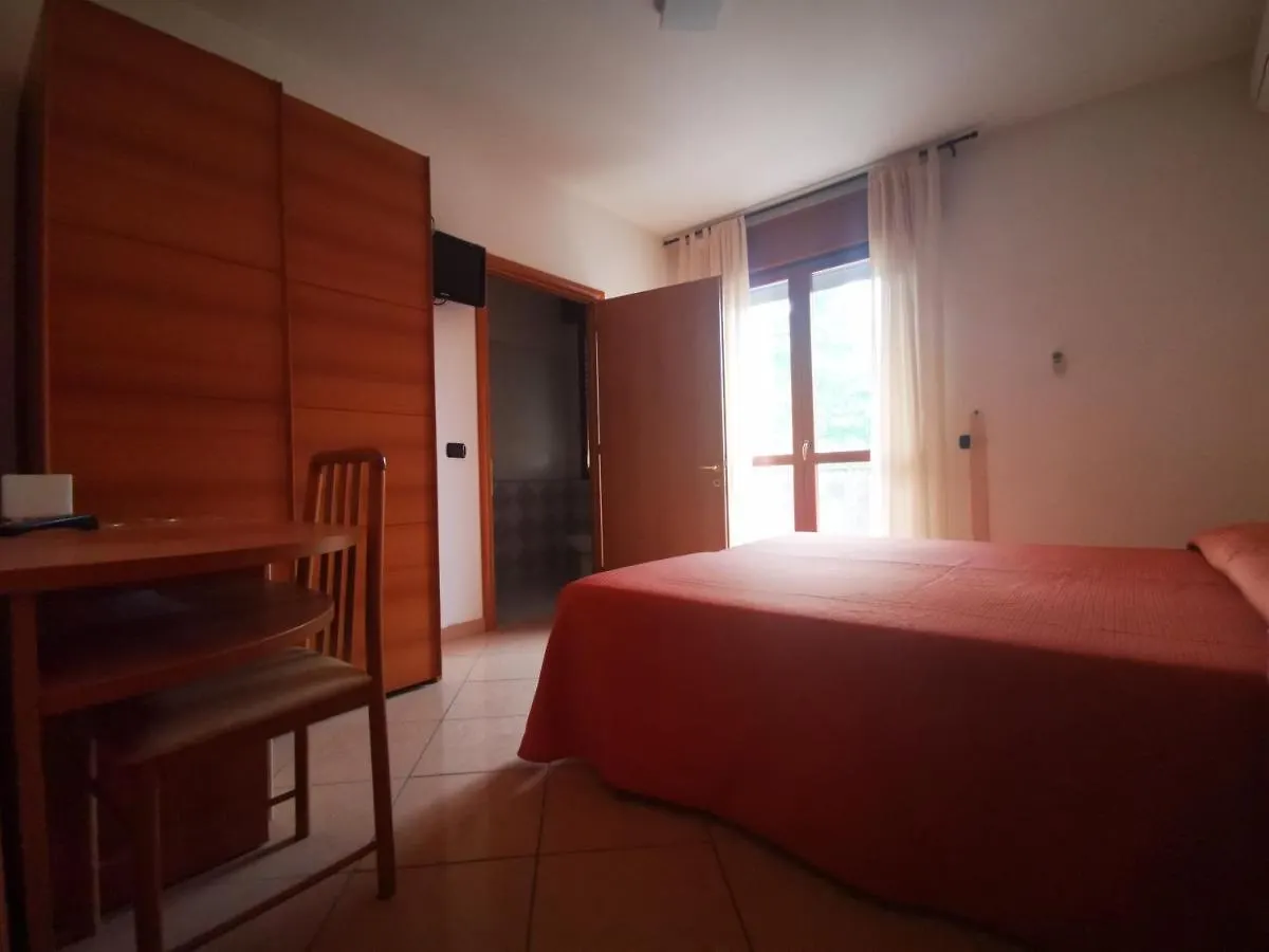 Bed & Breakfast Hotel Linda Italy